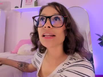aleexa cute