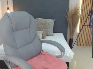 alexxa 5