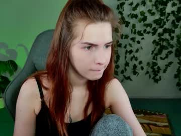 aliceinredsquar