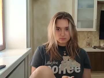 angelica angee