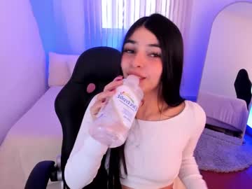 bella blue18