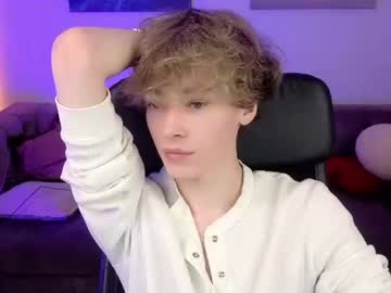 curly twinkboy