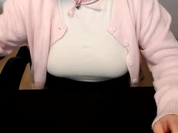 elly petite