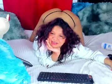 emilly coper18