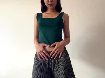 hillarynapenas