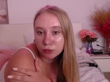 honeyblondyy