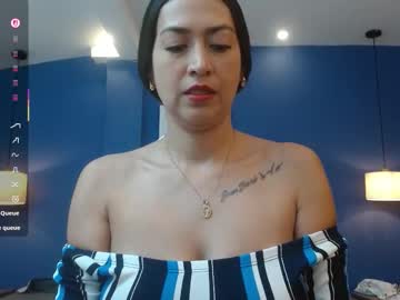 mature julianaa