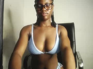 muscles qeen0