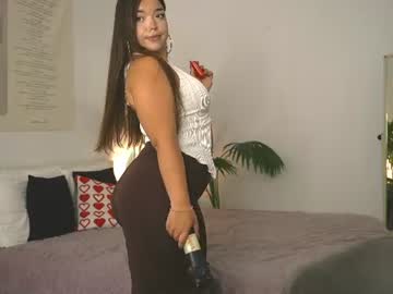 naomi  nova