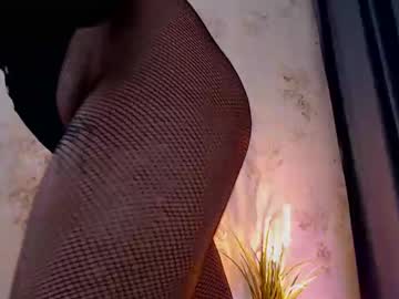 nina b1um