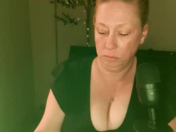 tittystarot
